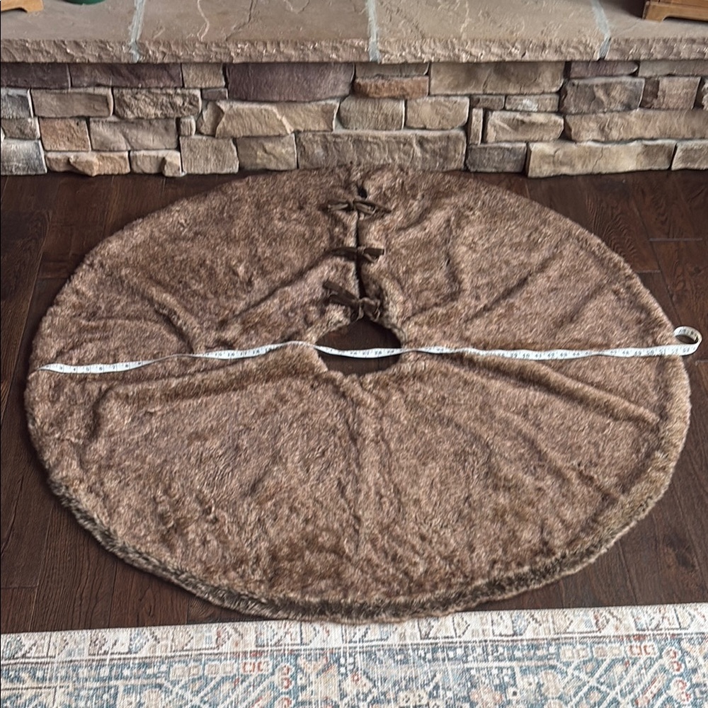 Tree Skirt